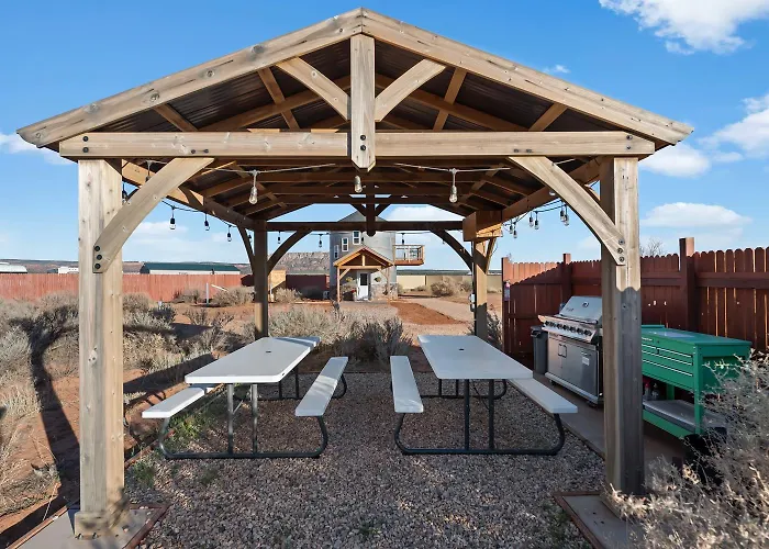 Holiday home Southwest Silo Stay- 1 Bedroom Near Zion & Bryce Cane Beds